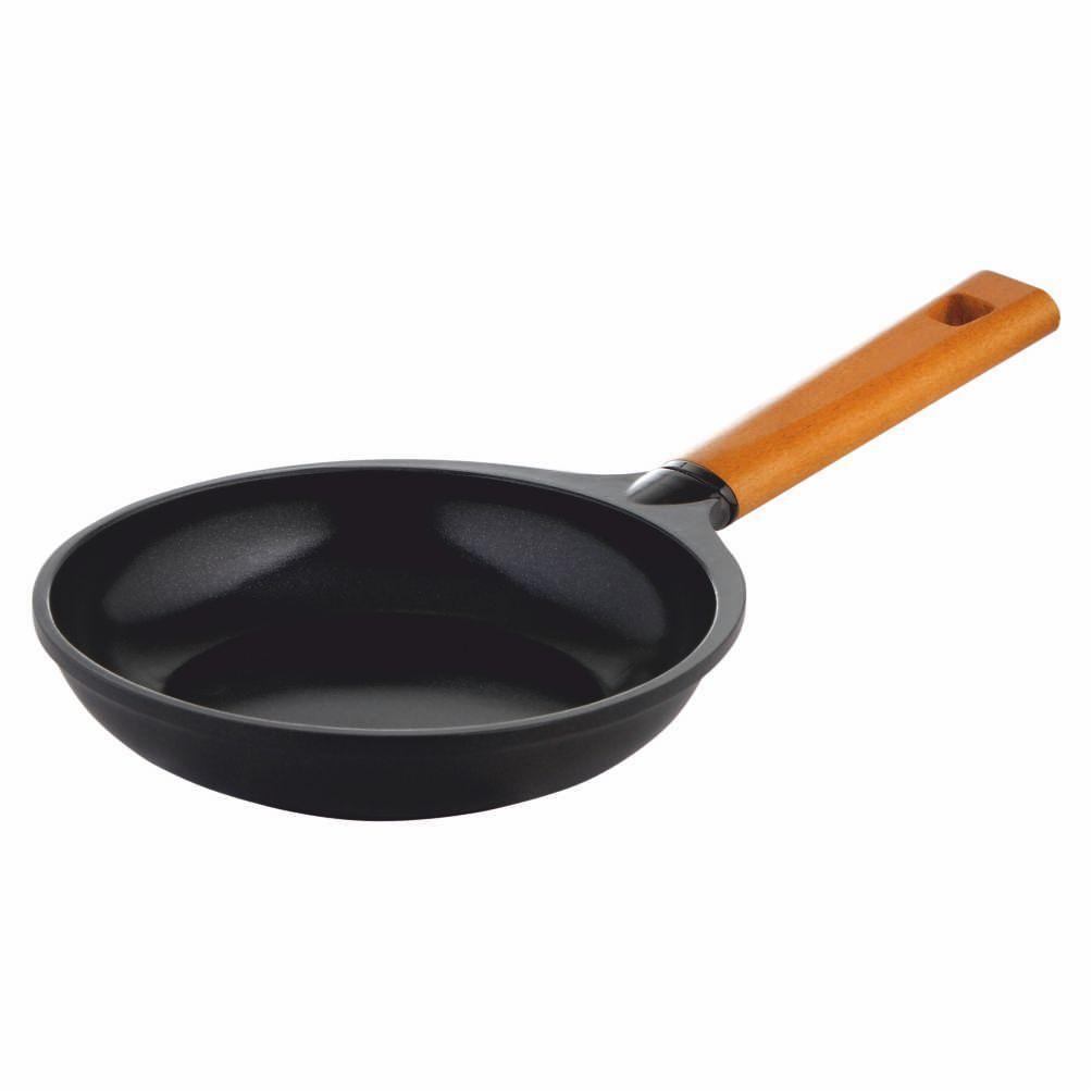 Caesar Non-Stick Fry Pan 26cm | Ideal for Saute / Frying | German Beechwood  Handle | Gas & Induction Friendly | PFOA Free | 5 Year Warranty | Black